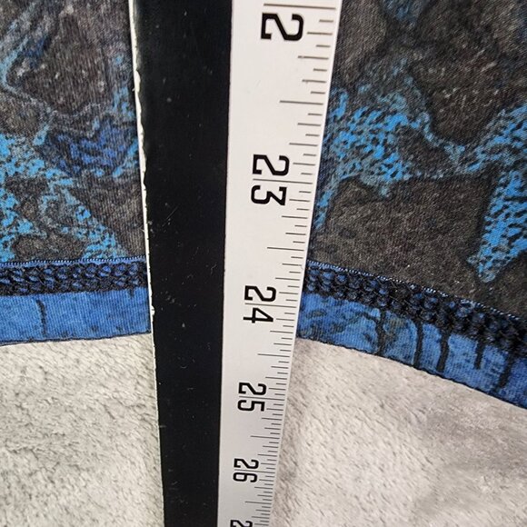 Boys Magellan Reversible T Shirt Realtree Fish Ombre Long Sleeve Crew Neck M - Picture 11 of 12